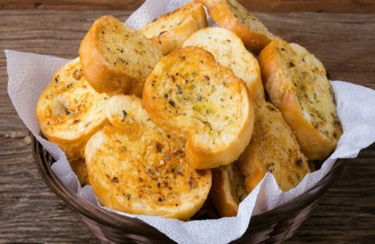 torrada de queijo no microondas