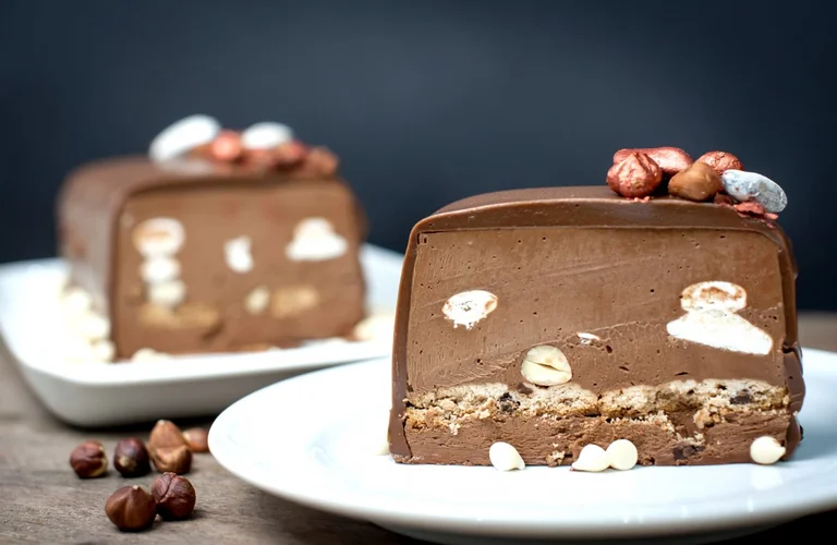 torta de sorvete com creme de avela