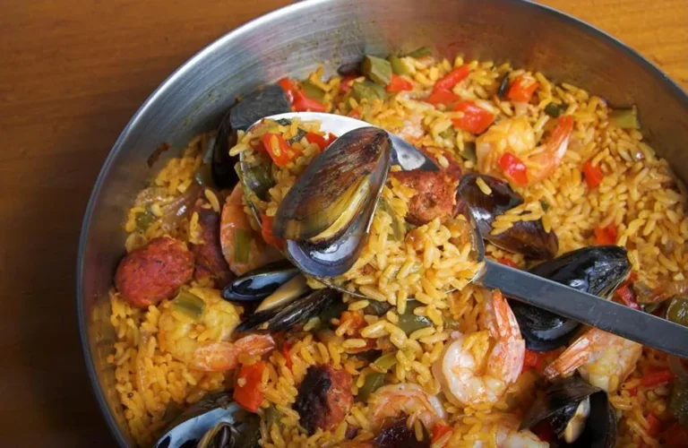 paella espanhola mista