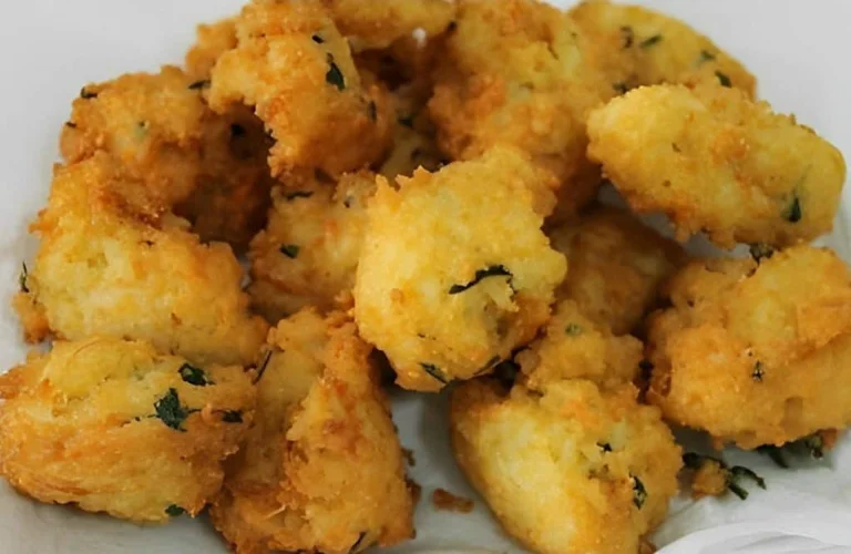 bolinho de arroz com arroz amanhecido