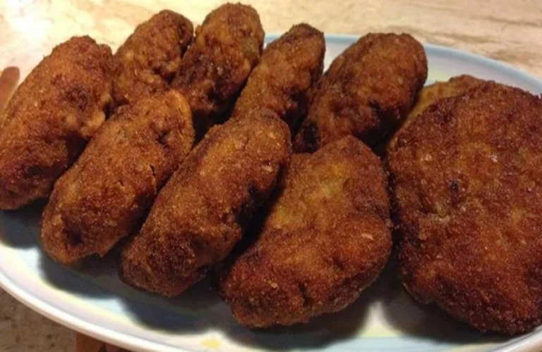 bolinho de carne de feira