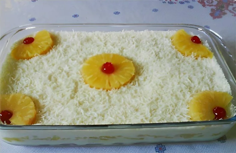 pavê de abacaxi fácil e cremoso