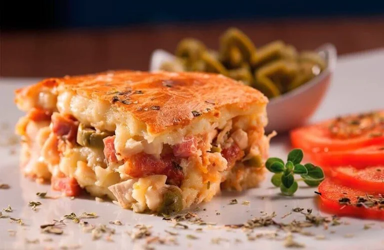 torta de linguiça com requeijão de liquidificador