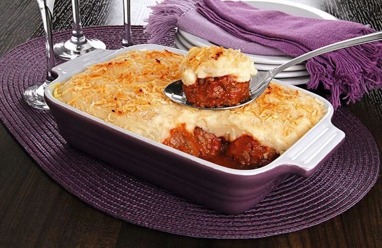 purê de batatas com almôndegas
