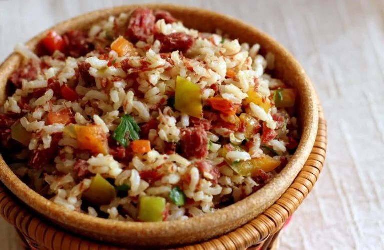 arroz carreteiro com carne seca