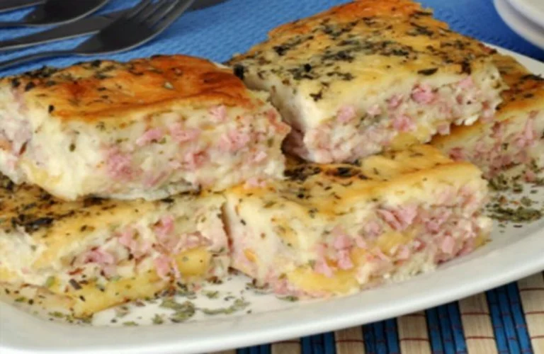 receita de torta de padaria com presunto e queijo feita no liquidificador