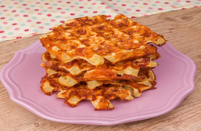 receita de waffle de queijo