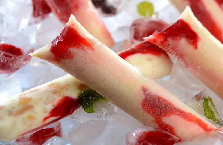 receita de geladinho de leite ninho com morango
