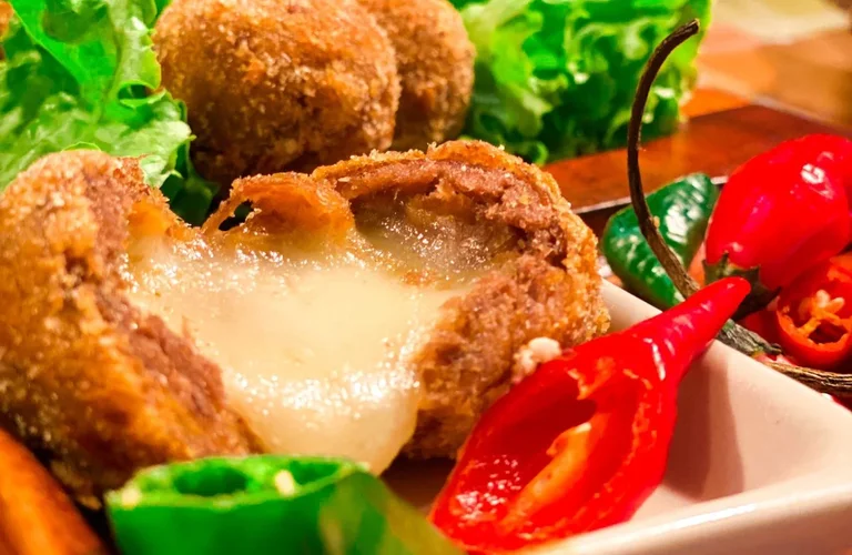 receita de bolinho de carne louca fácil e delicioso