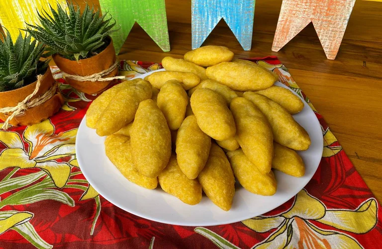 receita de bolinho caipira de milho simples
