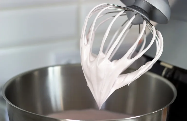 receita simples de como fazer chantilly usando creme de leite