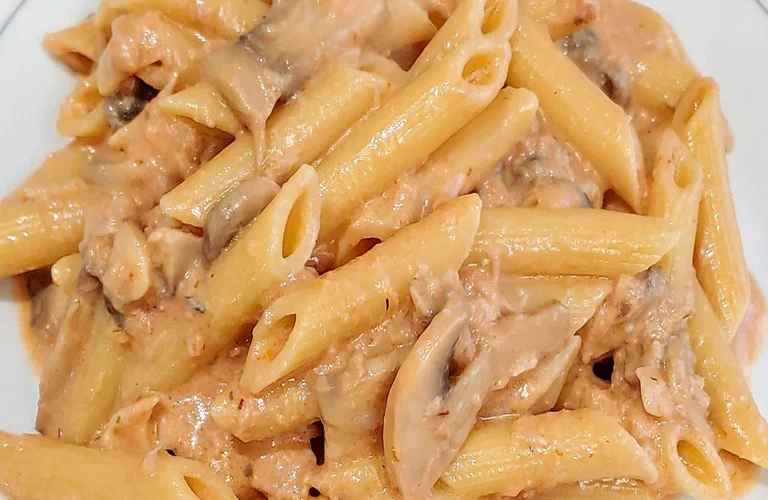 receita de macarrão com atum cremoso